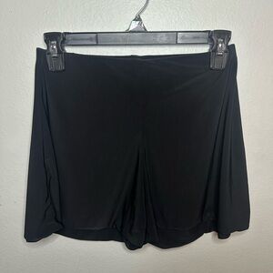 PrettyLittleThing Black High Waist Flowing Shorts